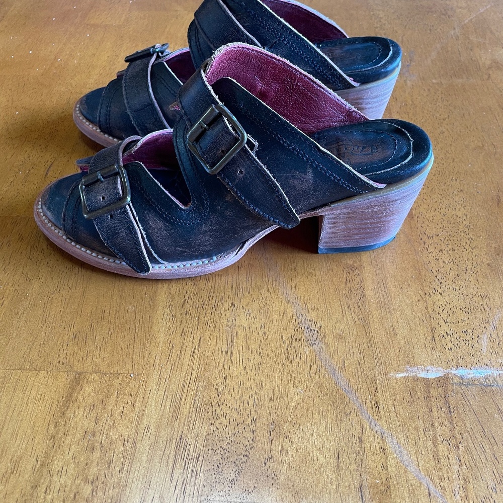 Freebird Candace dress sandals